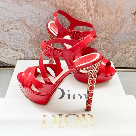 Christian Dior Red Patent Leather Cannage Sandals - Picture 7 of 11